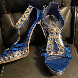 Women’s Beauty Heel Brand Size 8 PlatForm